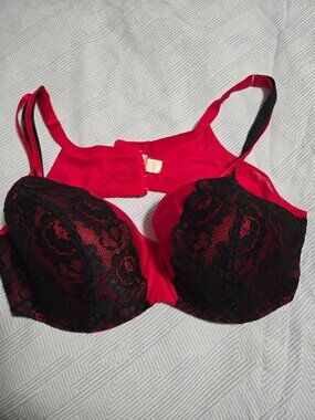 Laced red bra